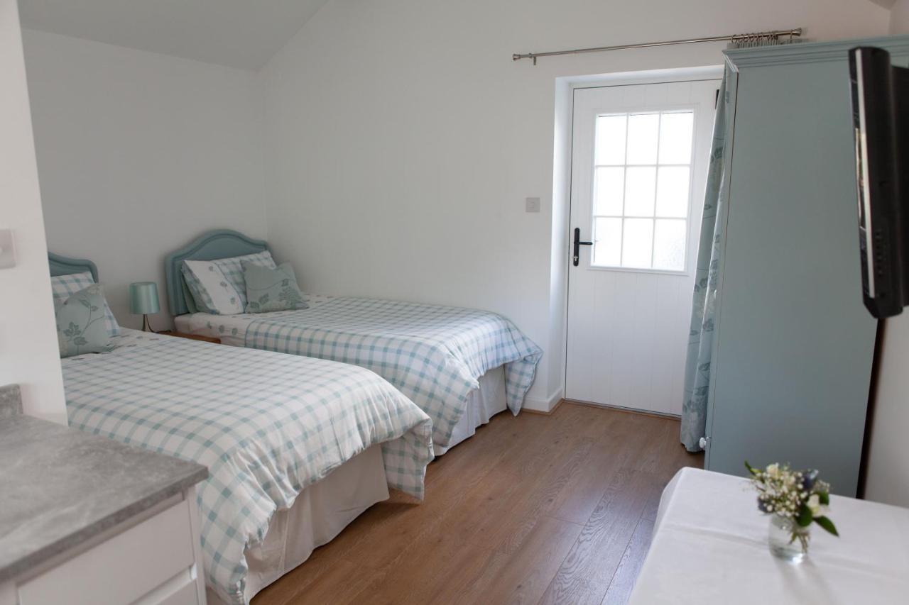 Elm Cottage Touring Park Whitegate  Dış mekan fotoğraf